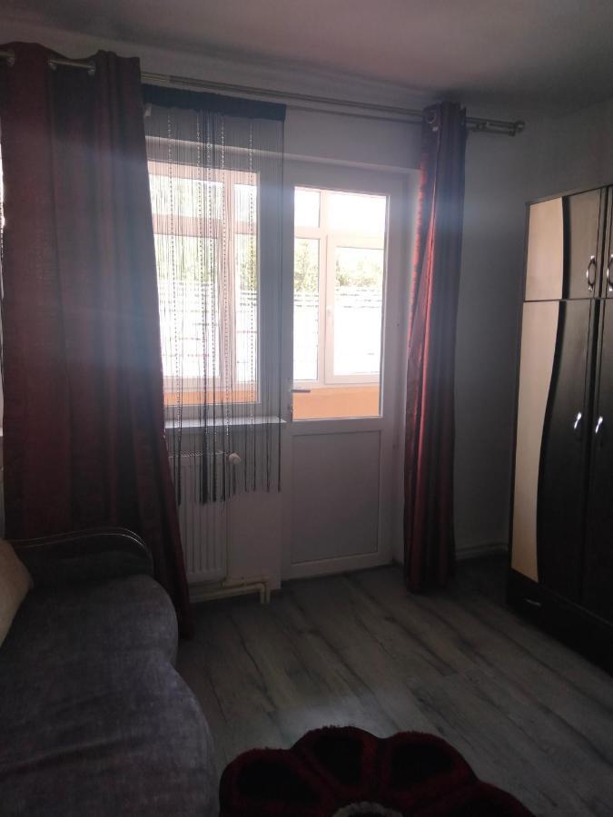 Apartament Geo เนโฮลู ภายนอก รูปภาพ